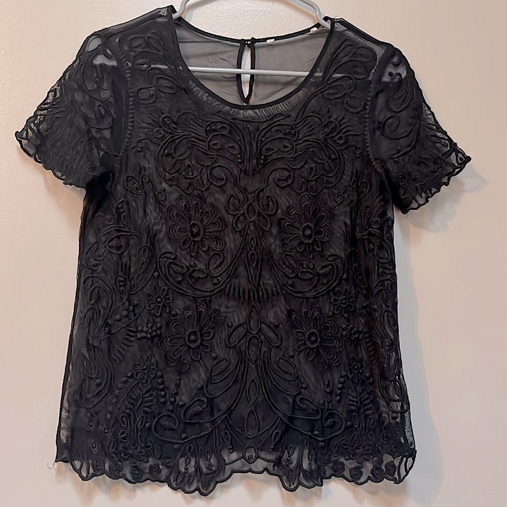 Black lacey blouse